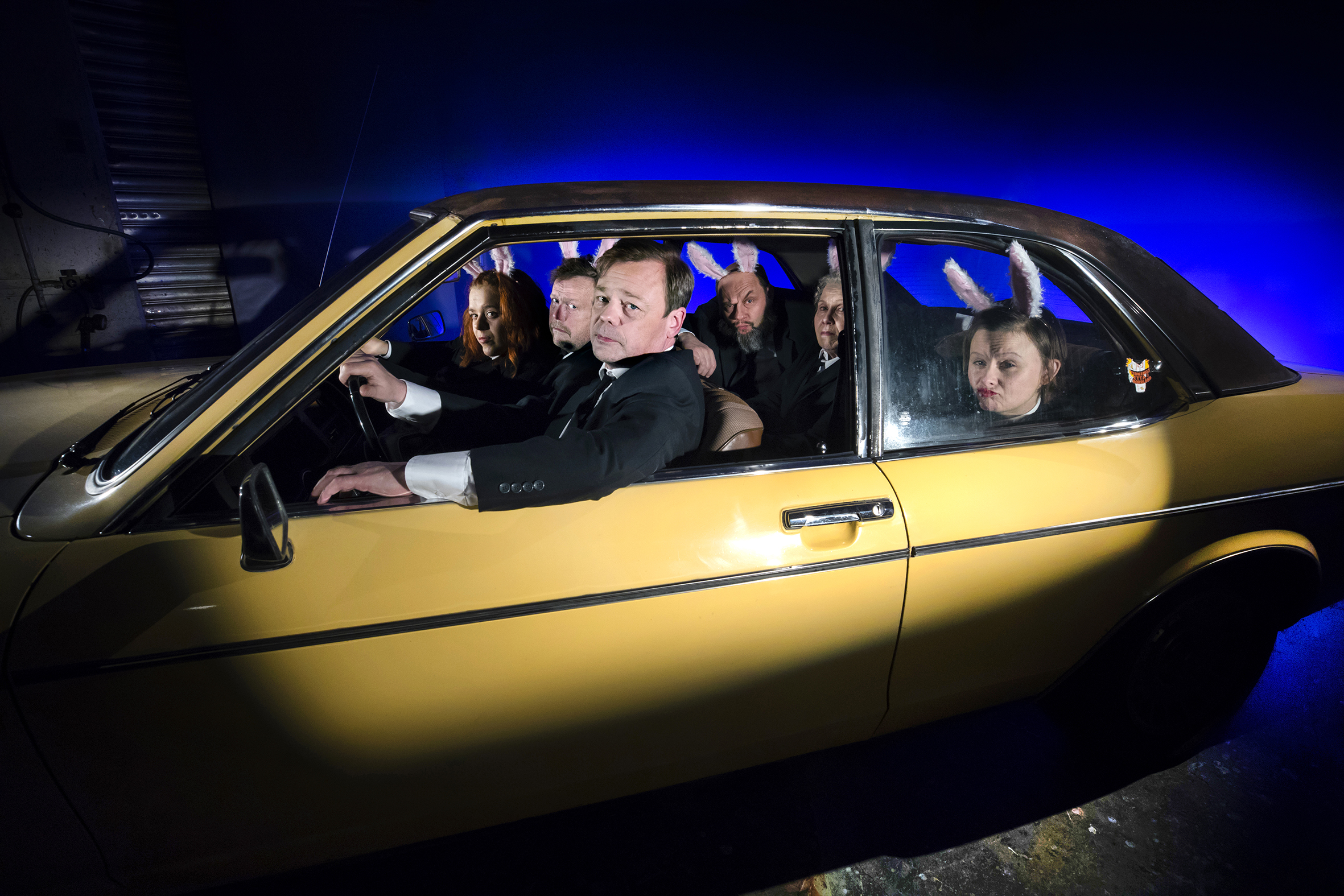 Advertisement picture from Jäniksen vuosi - play.